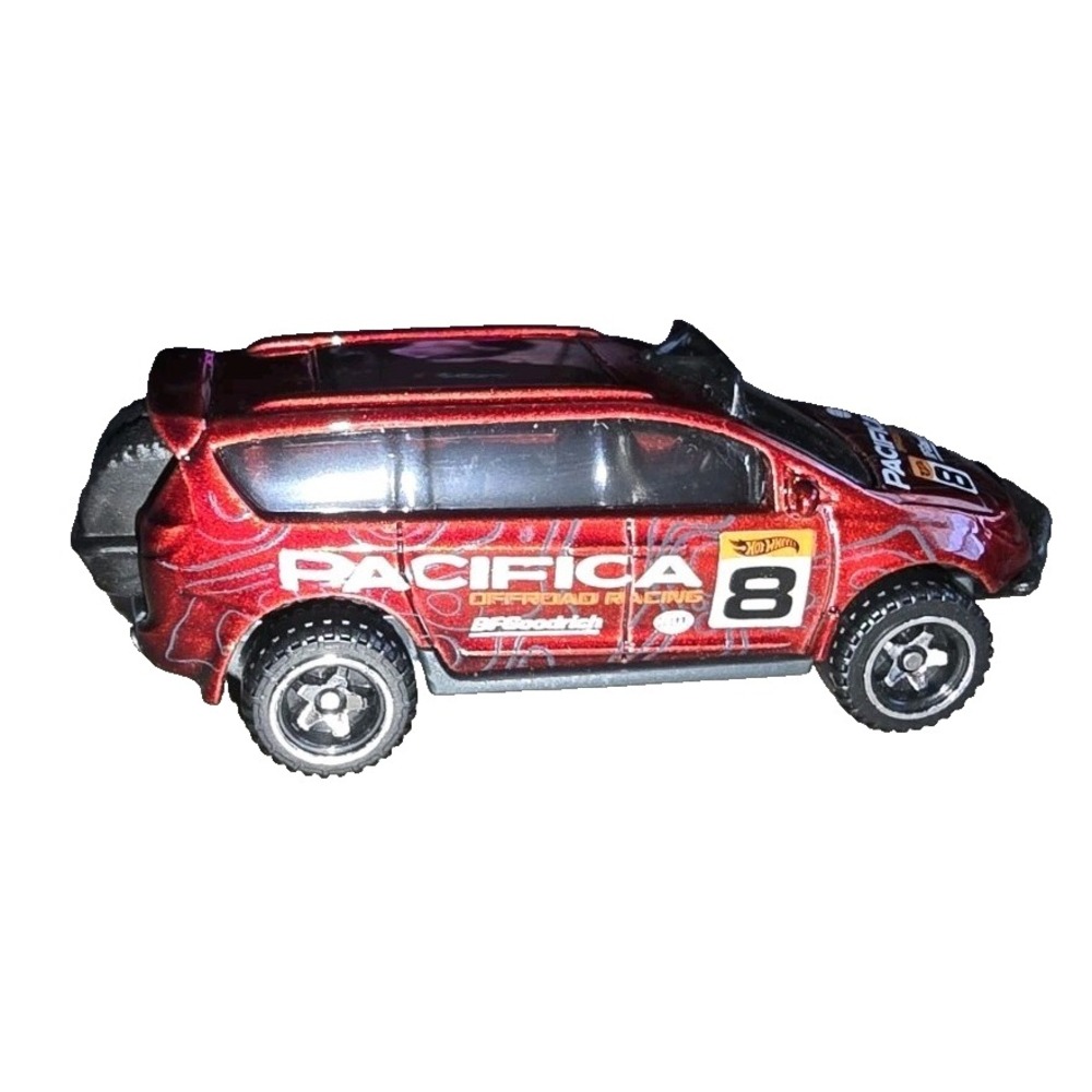 2018 Hot‎ Wheels Chrysler Pacifica #8 Offroad RED Diecast Van 1:64 HW Van